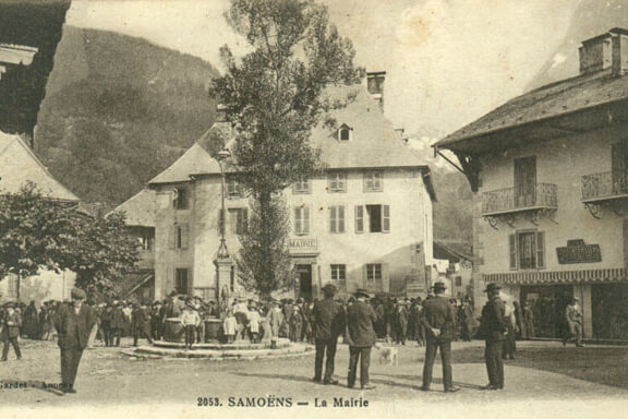Historic Samoens Postcard