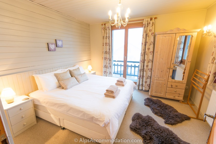 Maison Deux Coeurs Samoëns - Magnifique chambre king pouvant également être configurée en lits jumeaux