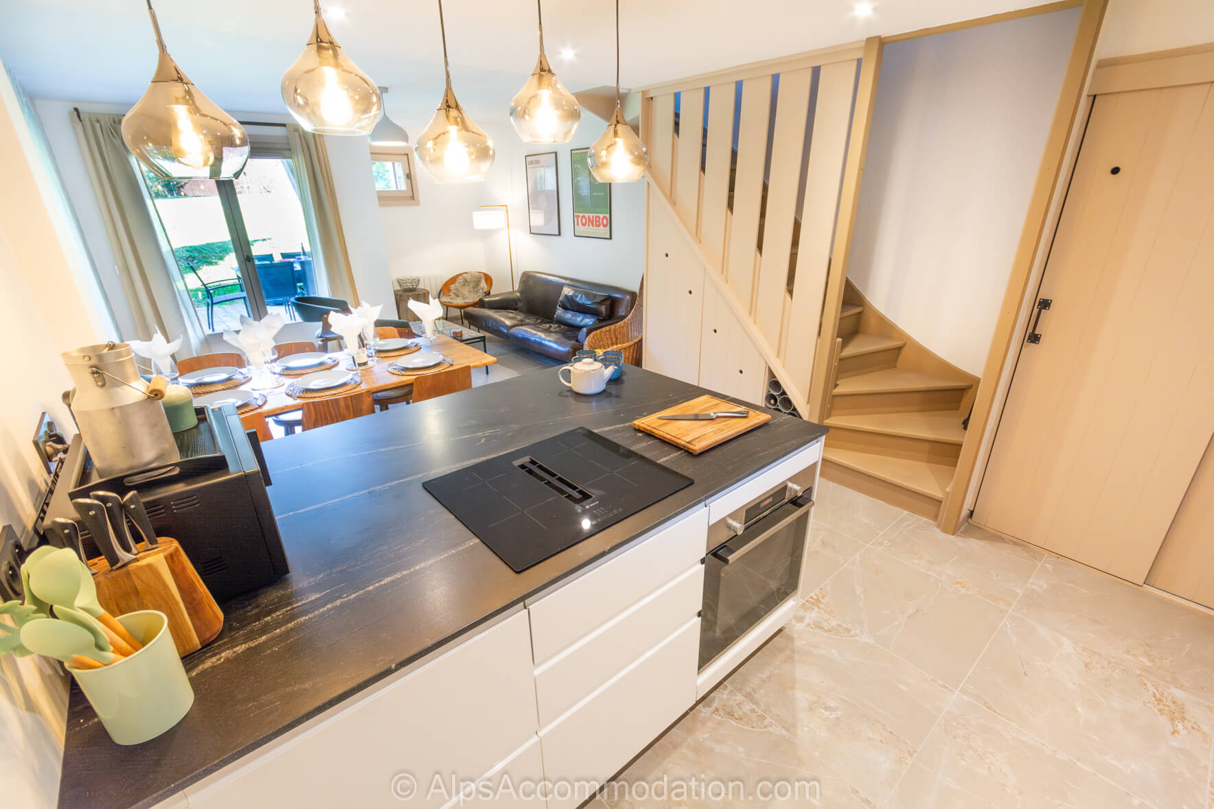 Chalet Chic F5