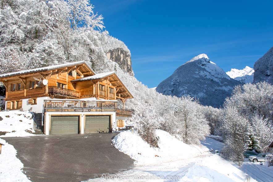 Chalet Falcon Samoëns - Un emplacement époustouflant aux portes de Samoëns au pied des majestueuses falaises du Criou