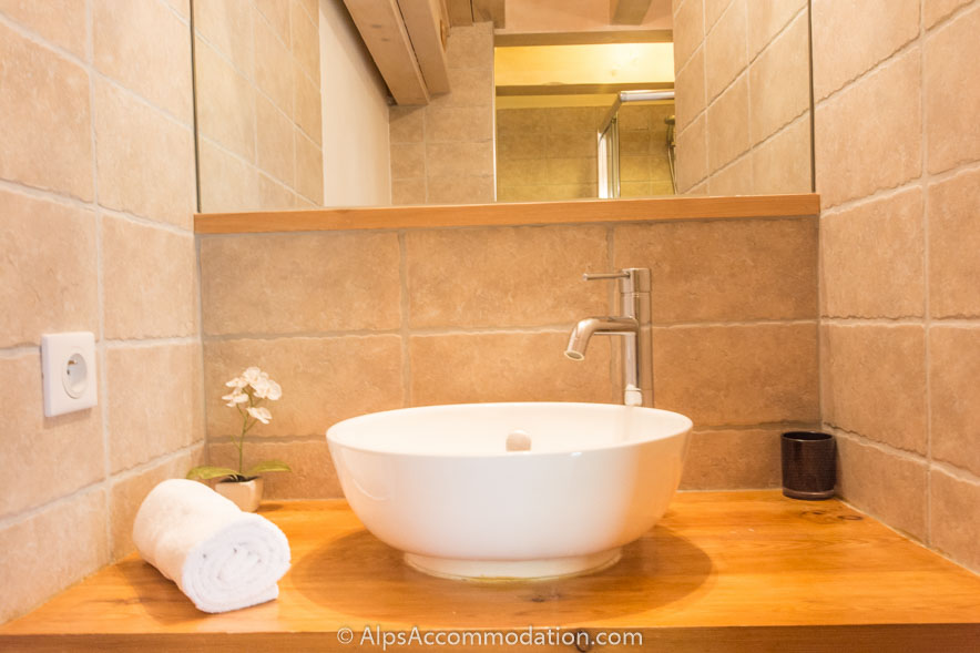 Chalet Falcon Samoëns - Toutes les chambres disposent d'une salle de bains avec articles de toilette de luxe fournis