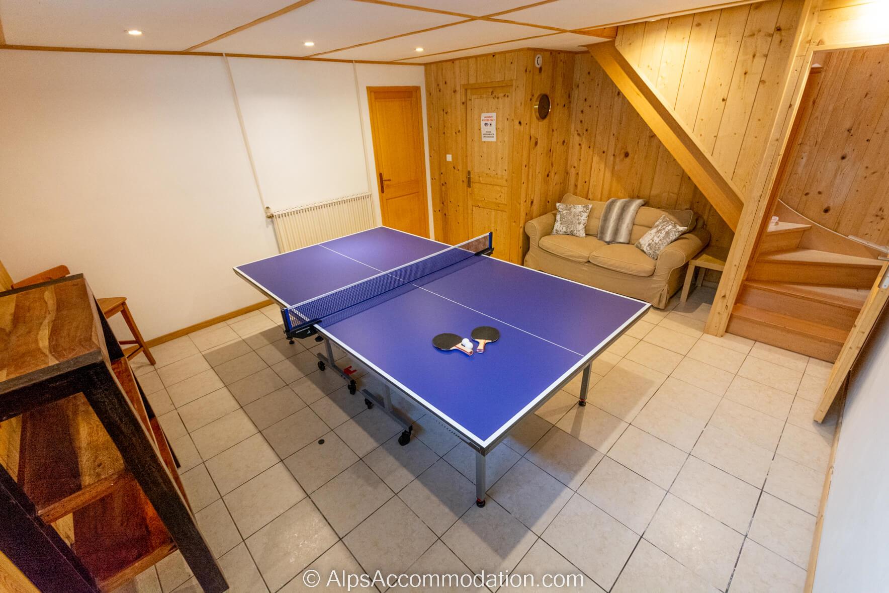 Chalet Taylor Morillon - Salle de jeux avec table de ping-pong