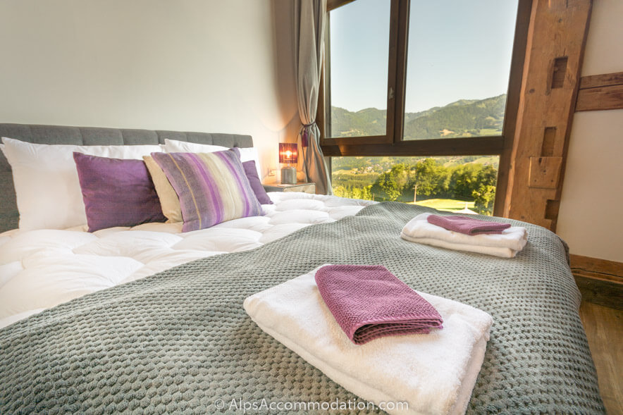 Chalet Skean-Dhu Samoëns - Profitez d'une vue panoramique sans quitter votre lit
